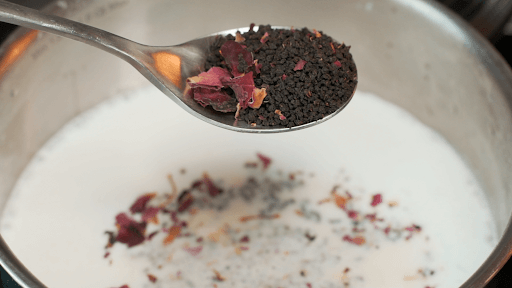 Step-by-Step Recipe: How to Make Kesar Chai
